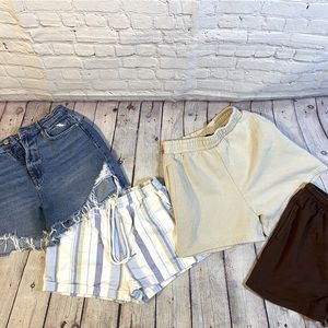 Women shorts lot American Eagle (L)
